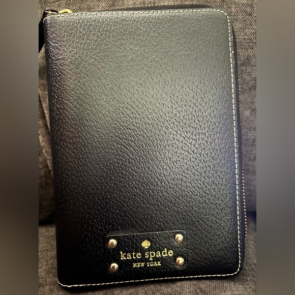 kate spade Other - Kate Spade planner-Gold Hardware-Pink lining Black Pebbled Leather Zip Wellesley